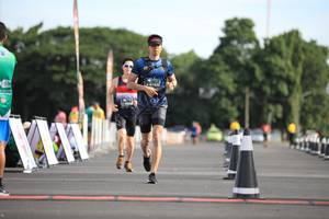 BIB: 0163
                            <button type="button" onclick="openModal(5104006)" class="btn btn-primary btn-sm float-right btn-popup" data-toggle="modal" data-target=".modal-high-quality">
                        <i class="fas fa-shopping-cart"></i> Add to Cart
                    </button>
                                            <button type="button" onclick="isThisMe(5104006, true)" class="btn btn-success btn-sm float-right btn-popup btn-isme hidden" data-toggle="tooltip" data-placement="bottom" title="นี่คือรูปของคุณใช่ไหม คลิกที่นี่เพื่อเอาเข้าอัลบั้ม">
                        <i class="fas fa-plus"></i> Add to album
                    </button>
                    <button type="button" onclick="isThisMe(5104006, false)" class="btn btn-warning btn-sm float-right btn-popup btn-isnotme hidden">
                        <i class="fas fa-ban"></i> Remove from album
                    </button>