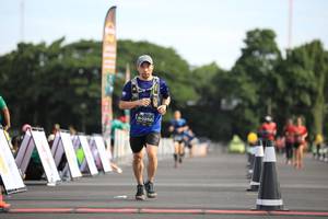 BIB: 0252
                            <button type="button" onclick="openModal(5109308)" class="btn btn-primary btn-sm float-right btn-popup" data-toggle="modal" data-target=".modal-high-quality">
                        <i class="fas fa-shopping-cart"></i> Add to Cart
                    </button>
                                            <button type="button" onclick="isThisMe(5109308, true)" class="btn btn-success btn-sm float-right btn-popup btn-isme hidden" data-toggle="tooltip" data-placement="bottom" title="นี่คือรูปของคุณใช่ไหม คลิกที่นี่เพื่อเอาเข้าอัลบั้ม">
                        <i class="fas fa-plus"></i> Add to album
                    </button>
                    <button type="button" onclick="isThisMe(5109308, false)" class="btn btn-warning btn-sm float-right btn-popup btn-isnotme hidden">
                        <i class="fas fa-ban"></i> Remove from album
                    </button>