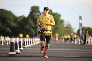 BIB: 0401
                            <button type="button" onclick="openModal(4947729)" class="btn btn-primary btn-sm float-right btn-popup" data-toggle="modal" data-target=".modal-high-quality">
                        <i class="fas fa-shopping-cart"></i> Add to Cart
                    </button>
                                            <button type="button" onclick="isThisMe(4947729, true)" class="btn btn-success btn-sm float-right btn-popup btn-isme hidden" data-toggle="tooltip" data-placement="bottom" title="นี่คือรูปของคุณใช่ไหม คลิกที่นี่เพื่อเอาเข้าอัลบั้ม">
                        <i class="fas fa-plus"></i> Add to album
                    </button>
                    <button type="button" onclick="isThisMe(4947729, false)" class="btn btn-warning btn-sm float-right btn-popup btn-isnotme hidden">
                        <i class="fas fa-ban"></i> Remove from album
                    </button>