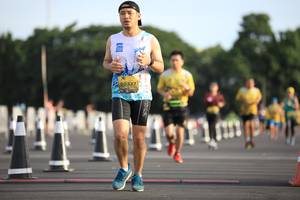 BIB: 0337
                            <button type="button" onclick="openModal(4952700)" class="btn btn-primary btn-sm float-right btn-popup" data-toggle="modal" data-target=".modal-high-quality">
                        <i class="fas fa-shopping-cart"></i> Add to Cart
                    </button>
                                            <button type="button" onclick="isThisMe(4952700, true)" class="btn btn-success btn-sm float-right btn-popup btn-isme hidden" data-toggle="tooltip" data-placement="bottom" title="นี่คือรูปของคุณใช่ไหม คลิกที่นี่เพื่อเอาเข้าอัลบั้ม">
                        <i class="fas fa-plus"></i> Add to album
                    </button>
                    <button type="button" onclick="isThisMe(4952700, false)" class="btn btn-warning btn-sm float-right btn-popup btn-isnotme hidden">
                        <i class="fas fa-ban"></i> Remove from album
                    </button>