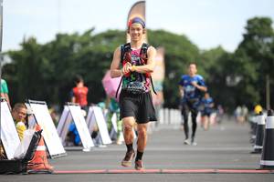 BIB: 0098
                            <button type="button" onclick="openModal(5129153)" class="btn btn-primary btn-sm float-right btn-popup" data-toggle="modal" data-target=".modal-high-quality">
                        <i class="fas fa-shopping-cart"></i> Add to Cart
                    </button>
                                            <button type="button" onclick="isThisMe(5129153, true)" class="btn btn-success btn-sm float-right btn-popup btn-isme hidden" data-toggle="tooltip" data-placement="bottom" title="นี่คือรูปของคุณใช่ไหม คลิกที่นี่เพื่อเอาเข้าอัลบั้ม">
                        <i class="fas fa-plus"></i> Add to album
                    </button>
                    <button type="button" onclick="isThisMe(5129153, false)" class="btn btn-warning btn-sm float-right btn-popup btn-isnotme hidden">
                        <i class="fas fa-ban"></i> Remove from album
                    </button>