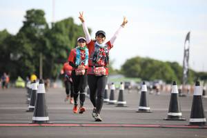 BIB: 007
                            <button type="button" onclick="openModal(5120076)" class="btn btn-primary btn-sm float-right btn-popup" data-toggle="modal" data-target=".modal-high-quality">
                        <i class="fas fa-shopping-cart"></i> Add to Cart
                    </button>
                                            <button type="button" onclick="isThisMe(5120076, true)" class="btn btn-success btn-sm float-right btn-popup btn-isme hidden" data-toggle="tooltip" data-placement="bottom" title="นี่คือรูปของคุณใช่ไหม คลิกที่นี่เพื่อเอาเข้าอัลบั้ม">
                        <i class="fas fa-plus"></i> Add to album
                    </button>
                    <button type="button" onclick="isThisMe(5120076, false)" class="btn btn-warning btn-sm float-right btn-popup btn-isnotme hidden">
                        <i class="fas fa-ban"></i> Remove from album
                    </button>