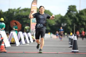 BIB: 1105, 
                            <button type="button" onclick="openModal(5136582)" class="btn btn-primary btn-sm float-right btn-popup" data-toggle="modal" data-target=".modal-high-quality">
                        <i class="fas fa-shopping-cart"></i> Add to Cart
                    </button>
                                            <button type="button" onclick="isThisMe(5136582, true)" class="btn btn-success btn-sm float-right btn-popup btn-isme hidden" data-toggle="tooltip" data-placement="bottom" title="นี่คือรูปของคุณใช่ไหม คลิกที่นี่เพื่อเอาเข้าอัลบั้ม">
                        <i class="fas fa-plus"></i> Add to album
                    </button>
                    <button type="button" onclick="isThisMe(5136582, false)" class="btn btn-warning btn-sm float-right btn-popup btn-isnotme hidden">
                        <i class="fas fa-ban"></i> Remove from album
                    </button>