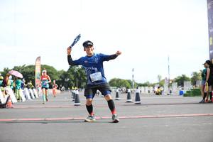 BIB: 
                            <button type="button" onclick="openModal(5136855)" class="btn btn-primary btn-sm float-right btn-popup" data-toggle="modal" data-target=".modal-high-quality">
                        <i class="fas fa-shopping-cart"></i> Add to Cart
                    </button>
                                            <button type="button" onclick="isThisMe(5136855, true)" class="btn btn-success btn-sm float-right btn-popup btn-isme hidden" data-toggle="tooltip" data-placement="bottom" title="นี่คือรูปของคุณใช่ไหม คลิกที่นี่เพื่อเอาเข้าอัลบั้ม">
                        <i class="fas fa-plus"></i> Add to album
                    </button>
                    <button type="button" onclick="isThisMe(5136855, false)" class="btn btn-warning btn-sm float-right btn-popup btn-isnotme hidden">
                        <i class="fas fa-ban"></i> Remove from album
                    </button>