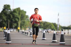 BIB: 408
                            <button type="button" onclick="openModal(5104520)" class="btn btn-primary btn-sm float-right btn-popup" data-toggle="modal" data-target=".modal-high-quality">
                        <i class="fas fa-shopping-cart"></i> Add to Cart
                    </button>
                                            <button type="button" onclick="isThisMe(5104520, true)" class="btn btn-success btn-sm float-right btn-popup btn-isme hidden" data-toggle="tooltip" data-placement="bottom" title="นี่คือรูปของคุณใช่ไหม คลิกที่นี่เพื่อเอาเข้าอัลบั้ม">
                        <i class="fas fa-plus"></i> Add to album
                    </button>
                    <button type="button" onclick="isThisMe(5104520, false)" class="btn btn-warning btn-sm float-right btn-popup btn-isnotme hidden">
                        <i class="fas fa-ban"></i> Remove from album
                    </button>