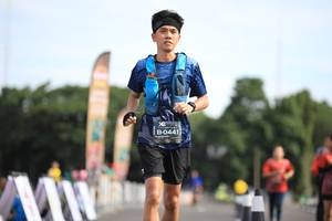 BIB: 0441
                            <button type="button" onclick="openModal(5126609)" class="btn btn-primary btn-sm float-right btn-popup" data-toggle="modal" data-target=".modal-high-quality">
                        <i class="fas fa-shopping-cart"></i> Add to Cart
                    </button>
                                            <button type="button" onclick="isThisMe(5126609, true)" class="btn btn-success btn-sm float-right btn-popup btn-isme hidden" data-toggle="tooltip" data-placement="bottom" title="นี่คือรูปของคุณใช่ไหม คลิกที่นี่เพื่อเอาเข้าอัลบั้ม">
                        <i class="fas fa-plus"></i> Add to album
                    </button>
                    <button type="button" onclick="isThisMe(5126609, false)" class="btn btn-warning btn-sm float-right btn-popup btn-isnotme hidden">
                        <i class="fas fa-ban"></i> Remove from album
                    </button>