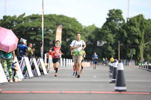 BIB: 
                            <button type="button" onclick="openModal(5136977)" class="btn btn-primary btn-sm float-right btn-popup" data-toggle="modal" data-target=".modal-high-quality">
                        <i class="fas fa-shopping-cart"></i> Add to Cart
                    </button>
                                            <button type="button" onclick="isThisMe(5136977, true)" class="btn btn-success btn-sm float-right btn-popup btn-isme hidden" data-toggle="tooltip" data-placement="bottom" title="นี่คือรูปของคุณใช่ไหม คลิกที่นี่เพื่อเอาเข้าอัลบั้ม">
                        <i class="fas fa-plus"></i> Add to album
                    </button>
                    <button type="button" onclick="isThisMe(5136977, false)" class="btn btn-warning btn-sm float-right btn-popup btn-isnotme hidden">
                        <i class="fas fa-ban"></i> Remove from album
                    </button>