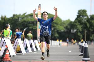 BIB: 1036
                            <button type="button" onclick="openModal(5136931)" class="btn btn-primary btn-sm float-right btn-popup" data-toggle="modal" data-target=".modal-high-quality">
                        <i class="fas fa-shopping-cart"></i> Add to Cart
                    </button>
                                            <button type="button" onclick="isThisMe(5136931, true)" class="btn btn-success btn-sm float-right btn-popup btn-isme hidden" data-toggle="tooltip" data-placement="bottom" title="นี่คือรูปของคุณใช่ไหม คลิกที่นี่เพื่อเอาเข้าอัลบั้ม">
                        <i class="fas fa-plus"></i> Add to album
                    </button>
                    <button type="button" onclick="isThisMe(5136931, false)" class="btn btn-warning btn-sm float-right btn-popup btn-isnotme hidden">
                        <i class="fas fa-ban"></i> Remove from album
                    </button>