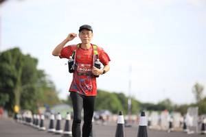 BIB: 0240, 
                            <button type="button" onclick="openModal(5109138)" class="btn btn-primary btn-sm float-right btn-popup" data-toggle="modal" data-target=".modal-high-quality">
                        <i class="fas fa-shopping-cart"></i> Add to Cart
                    </button>
                                            <button type="button" onclick="isThisMe(5109138, true)" class="btn btn-success btn-sm float-right btn-popup btn-isme hidden" data-toggle="tooltip" data-placement="bottom" title="นี่คือรูปของคุณใช่ไหม คลิกที่นี่เพื่อเอาเข้าอัลบั้ม">
                        <i class="fas fa-plus"></i> Add to album
                    </button>
                    <button type="button" onclick="isThisMe(5109138, false)" class="btn btn-warning btn-sm float-right btn-popup btn-isnotme hidden">
                        <i class="fas fa-ban"></i> Remove from album
                    </button>