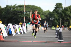 BIB: 614
                            <button type="button" onclick="openModal(5123589)" class="btn btn-primary btn-sm float-right btn-popup" data-toggle="modal" data-target=".modal-high-quality">
                        <i class="fas fa-shopping-cart"></i> Add to Cart
                    </button>
                                            <button type="button" onclick="isThisMe(5123589, true)" class="btn btn-success btn-sm float-right btn-popup btn-isme hidden" data-toggle="tooltip" data-placement="bottom" title="นี่คือรูปของคุณใช่ไหม คลิกที่นี่เพื่อเอาเข้าอัลบั้ม">
                        <i class="fas fa-plus"></i> Add to album
                    </button>
                    <button type="button" onclick="isThisMe(5123589, false)" class="btn btn-warning btn-sm float-right btn-popup btn-isnotme hidden">
                        <i class="fas fa-ban"></i> Remove from album
                    </button>