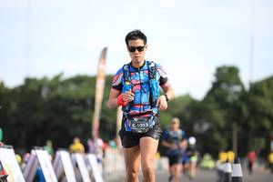 BIB: 1013
                            <button type="button" onclick="openModal(5125447)" class="btn btn-primary btn-sm float-right btn-popup" data-toggle="modal" data-target=".modal-high-quality">
                        <i class="fas fa-shopping-cart"></i> Add to Cart
                    </button>
                                            <button type="button" onclick="isThisMe(5125447, true)" class="btn btn-success btn-sm float-right btn-popup btn-isme hidden" data-toggle="tooltip" data-placement="bottom" title="นี่คือรูปของคุณใช่ไหม คลิกที่นี่เพื่อเอาเข้าอัลบั้ม">
                        <i class="fas fa-plus"></i> Add to album
                    </button>
                    <button type="button" onclick="isThisMe(5125447, false)" class="btn btn-warning btn-sm float-right btn-popup btn-isnotme hidden">
                        <i class="fas fa-ban"></i> Remove from album
                    </button>