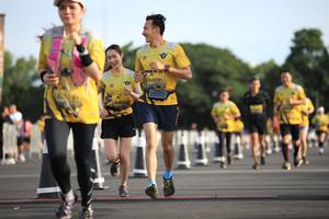 BIB: 0091, 1041
                            <button type="button" onclick="openModal(4962051)" class="btn btn-primary btn-sm float-right btn-popup" data-toggle="modal" data-target=".modal-high-quality">
                        <i class="fas fa-shopping-cart"></i> Add to Cart
                    </button>
                                            <button type="button" onclick="isThisMe(4962051, true)" class="btn btn-success btn-sm float-right btn-popup btn-isme hidden" data-toggle="tooltip" data-placement="bottom" title="นี่คือรูปของคุณใช่ไหม คลิกที่นี่เพื่อเอาเข้าอัลบั้ม">
                        <i class="fas fa-plus"></i> Add to album
                    </button>
                    <button type="button" onclick="isThisMe(4962051, false)" class="btn btn-warning btn-sm float-right btn-popup btn-isnotme hidden">
                        <i class="fas fa-ban"></i> Remove from album
                    </button>