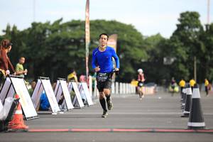 BIB: 0136
                            <button type="button" onclick="openModal(5126736)" class="btn btn-primary btn-sm float-right btn-popup" data-toggle="modal" data-target=".modal-high-quality">
                        <i class="fas fa-shopping-cart"></i> Add to Cart
                    </button>
                                            <button type="button" onclick="isThisMe(5126736, true)" class="btn btn-success btn-sm float-right btn-popup btn-isme hidden" data-toggle="tooltip" data-placement="bottom" title="นี่คือรูปของคุณใช่ไหม คลิกที่นี่เพื่อเอาเข้าอัลบั้ม">
                        <i class="fas fa-plus"></i> Add to album
                    </button>
                    <button type="button" onclick="isThisMe(5126736, false)" class="btn btn-warning btn-sm float-right btn-popup btn-isnotme hidden">
                        <i class="fas fa-ban"></i> Remove from album
                    </button>