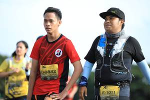 BIB: 0882, 1011
                            <button type="button" onclick="openModal(4976678)" class="btn btn-primary btn-sm float-right btn-popup" data-toggle="modal" data-target=".modal-high-quality">
                        <i class="fas fa-shopping-cart"></i> Add to Cart
                    </button>
                                            <button type="button" onclick="isThisMe(4976678, true)" class="btn btn-success btn-sm float-right btn-popup btn-isme hidden" data-toggle="tooltip" data-placement="bottom" title="นี่คือรูปของคุณใช่ไหม คลิกที่นี่เพื่อเอาเข้าอัลบั้ม">
                        <i class="fas fa-plus"></i> Add to album
                    </button>
                    <button type="button" onclick="isThisMe(4976678, false)" class="btn btn-warning btn-sm float-right btn-popup btn-isnotme hidden">
                        <i class="fas fa-ban"></i> Remove from album
                    </button>
