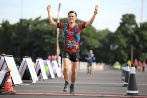 BIB: 0214
                            <button type="button" onclick="openModal(5123127)" class="btn btn-primary btn-sm float-right btn-popup" data-toggle="modal" data-target=".modal-high-quality">
                        <i class="fas fa-shopping-cart"></i> Add to Cart
                    </button>
                                            <button type="button" onclick="isThisMe(5123127, true)" class="btn btn-success btn-sm float-right btn-popup btn-isme hidden" data-toggle="tooltip" data-placement="bottom" title="นี่คือรูปของคุณใช่ไหม คลิกที่นี่เพื่อเอาเข้าอัลบั้ม">
                        <i class="fas fa-plus"></i> Add to album
                    </button>
                    <button type="button" onclick="isThisMe(5123127, false)" class="btn btn-warning btn-sm float-right btn-popup btn-isnotme hidden">
                        <i class="fas fa-ban"></i> Remove from album
                    </button>