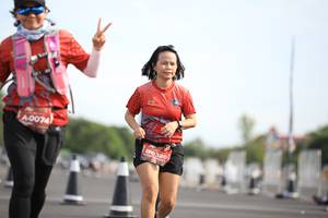 BIB: 0074, 0320
                            <button type="button" onclick="openModal(5109835)" class="btn btn-primary btn-sm float-right btn-popup" data-toggle="modal" data-target=".modal-high-quality">
                        <i class="fas fa-shopping-cart"></i> Add to Cart
                    </button>
                                            <button type="button" onclick="isThisMe(5109835, true)" class="btn btn-success btn-sm float-right btn-popup btn-isme hidden" data-toggle="tooltip" data-placement="bottom" title="นี่คือรูปของคุณใช่ไหม คลิกที่นี่เพื่อเอาเข้าอัลบั้ม">
                        <i class="fas fa-plus"></i> Add to album
                    </button>
                    <button type="button" onclick="isThisMe(5109835, false)" class="btn btn-warning btn-sm float-right btn-popup btn-isnotme hidden">
                        <i class="fas fa-ban"></i> Remove from album
                    </button>