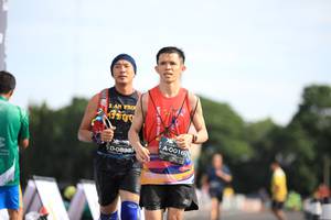 BIB: 016, 0898
                            <button type="button" onclick="openModal(5107297)" class="btn btn-primary btn-sm float-right btn-popup" data-toggle="modal" data-target=".modal-high-quality">
                        <i class="fas fa-shopping-cart"></i> Add to Cart
                    </button>
                                            <button type="button" onclick="isThisMe(5107297, true)" class="btn btn-success btn-sm float-right btn-popup btn-isme hidden" data-toggle="tooltip" data-placement="bottom" title="นี่คือรูปของคุณใช่ไหม คลิกที่นี่เพื่อเอาเข้าอัลบั้ม">
                        <i class="fas fa-plus"></i> Add to album
                    </button>
                    <button type="button" onclick="isThisMe(5107297, false)" class="btn btn-warning btn-sm float-right btn-popup btn-isnotme hidden">
                        <i class="fas fa-ban"></i> Remove from album
                    </button>