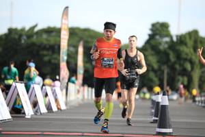 BIB: 0948, 1038
                            <button type="button" onclick="openModal(5094434)" class="btn btn-primary btn-sm float-right btn-popup" data-toggle="modal" data-target=".modal-high-quality">
                        <i class="fas fa-shopping-cart"></i> Add to Cart
                    </button>
                                            <button type="button" onclick="isThisMe(5094434, true)" class="btn btn-success btn-sm float-right btn-popup btn-isme hidden" data-toggle="tooltip" data-placement="bottom" title="นี่คือรูปของคุณใช่ไหม คลิกที่นี่เพื่อเอาเข้าอัลบั้ม">
                        <i class="fas fa-plus"></i> Add to album
                    </button>
                    <button type="button" onclick="isThisMe(5094434, false)" class="btn btn-warning btn-sm float-right btn-popup btn-isnotme hidden">
                        <i class="fas fa-ban"></i> Remove from album
                    </button>