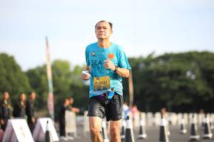 BIB: 1321
                            <button type="button" onclick="openModal(4958592)" class="btn btn-primary btn-sm float-right btn-popup" data-toggle="modal" data-target=".modal-high-quality">
                        <i class="fas fa-shopping-cart"></i> Add to Cart
                    </button>
                                            <button type="button" onclick="isThisMe(4958592, true)" class="btn btn-success btn-sm float-right btn-popup btn-isme hidden" data-toggle="tooltip" data-placement="bottom" title="นี่คือรูปของคุณใช่ไหม คลิกที่นี่เพื่อเอาเข้าอัลบั้ม">
                        <i class="fas fa-plus"></i> Add to album
                    </button>
                    <button type="button" onclick="isThisMe(4958592, false)" class="btn btn-warning btn-sm float-right btn-popup btn-isnotme hidden">
                        <i class="fas fa-ban"></i> Remove from album
                    </button>