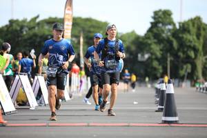 BIB: 0533
                            <button type="button" onclick="openModal(5136909)" class="btn btn-primary btn-sm float-right btn-popup" data-toggle="modal" data-target=".modal-high-quality">
                        <i class="fas fa-shopping-cart"></i> Add to Cart
                    </button>
                                            <button type="button" onclick="isThisMe(5136909, true)" class="btn btn-success btn-sm float-right btn-popup btn-isme hidden" data-toggle="tooltip" data-placement="bottom" title="นี่คือรูปของคุณใช่ไหม คลิกที่นี่เพื่อเอาเข้าอัลบั้ม">
                        <i class="fas fa-plus"></i> Add to album
                    </button>
                    <button type="button" onclick="isThisMe(5136909, false)" class="btn btn-warning btn-sm float-right btn-popup btn-isnotme hidden">
                        <i class="fas fa-ban"></i> Remove from album
                    </button>