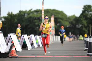 BIB: 670
                            <button type="button" onclick="openModal(5109021)" class="btn btn-primary btn-sm float-right btn-popup" data-toggle="modal" data-target=".modal-high-quality">
                        <i class="fas fa-shopping-cart"></i> Add to Cart
                    </button>
                                            <button type="button" onclick="isThisMe(5109021, true)" class="btn btn-success btn-sm float-right btn-popup btn-isme hidden" data-toggle="tooltip" data-placement="bottom" title="นี่คือรูปของคุณใช่ไหม คลิกที่นี่เพื่อเอาเข้าอัลบั้ม">
                        <i class="fas fa-plus"></i> Add to album
                    </button>
                    <button type="button" onclick="isThisMe(5109021, false)" class="btn btn-warning btn-sm float-right btn-popup btn-isnotme hidden">
                        <i class="fas fa-ban"></i> Remove from album
                    </button>