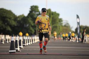 BIB: 0401
                            <button type="button" onclick="openModal(4947721)" class="btn btn-primary btn-sm float-right btn-popup" data-toggle="modal" data-target=".modal-high-quality">
                        <i class="fas fa-shopping-cart"></i> Add to Cart
                    </button>
                                            <button type="button" onclick="isThisMe(4947721, true)" class="btn btn-success btn-sm float-right btn-popup btn-isme hidden" data-toggle="tooltip" data-placement="bottom" title="นี่คือรูปของคุณใช่ไหม คลิกที่นี่เพื่อเอาเข้าอัลบั้ม">
                        <i class="fas fa-plus"></i> Add to album
                    </button>
                    <button type="button" onclick="isThisMe(4947721, false)" class="btn btn-warning btn-sm float-right btn-popup btn-isnotme hidden">
                        <i class="fas fa-ban"></i> Remove from album
                    </button>