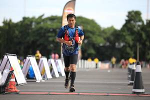 BIB: 80312
                            <button type="button" onclick="openModal(5126216)" class="btn btn-primary btn-sm float-right btn-popup" data-toggle="modal" data-target=".modal-high-quality">
                        <i class="fas fa-shopping-cart"></i> Add to Cart
                    </button>
                                            <button type="button" onclick="isThisMe(5126216, true)" class="btn btn-success btn-sm float-right btn-popup btn-isme hidden" data-toggle="tooltip" data-placement="bottom" title="นี่คือรูปของคุณใช่ไหม คลิกที่นี่เพื่อเอาเข้าอัลบั้ม">
                        <i class="fas fa-plus"></i> Add to album
                    </button>
                    <button type="button" onclick="isThisMe(5126216, false)" class="btn btn-warning btn-sm float-right btn-popup btn-isnotme hidden">
                        <i class="fas fa-ban"></i> Remove from album
                    </button>