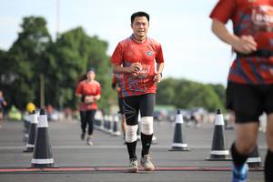 BIB: 
                            <button type="button" onclick="openModal(5107693)" class="btn btn-primary btn-sm float-right btn-popup" data-toggle="modal" data-target=".modal-high-quality">
                        <i class="fas fa-shopping-cart"></i> Add to Cart
                    </button>
                                            <button type="button" onclick="isThisMe(5107693, true)" class="btn btn-success btn-sm float-right btn-popup btn-isme hidden" data-toggle="tooltip" data-placement="bottom" title="นี่คือรูปของคุณใช่ไหม คลิกที่นี่เพื่อเอาเข้าอัลบั้ม">
                        <i class="fas fa-plus"></i> Add to album
                    </button>
                    <button type="button" onclick="isThisMe(5107693, false)" class="btn btn-warning btn-sm float-right btn-popup btn-isnotme hidden">
                        <i class="fas fa-ban"></i> Remove from album
                    </button>