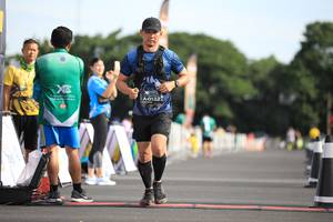 BIB: 0122
                            <button type="button" onclick="openModal(5097806)" class="btn btn-primary btn-sm float-right btn-popup" data-toggle="modal" data-target=".modal-high-quality">
                        <i class="fas fa-shopping-cart"></i> Add to Cart
                    </button>
                                            <button type="button" onclick="isThisMe(5097806, true)" class="btn btn-success btn-sm float-right btn-popup btn-isme hidden" data-toggle="tooltip" data-placement="bottom" title="นี่คือรูปของคุณใช่ไหม คลิกที่นี่เพื่อเอาเข้าอัลบั้ม">
                        <i class="fas fa-plus"></i> Add to album
                    </button>
                    <button type="button" onclick="isThisMe(5097806, false)" class="btn btn-warning btn-sm float-right btn-popup btn-isnotme hidden">
                        <i class="fas fa-ban"></i> Remove from album
                    </button>