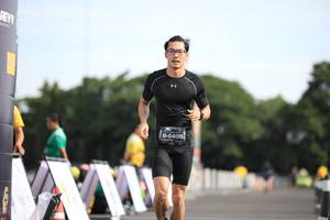 BIB: 0405, 
                            <button type="button" onclick="openModal(5120059)" class="btn btn-primary btn-sm float-right btn-popup" data-toggle="modal" data-target=".modal-high-quality">
                        <i class="fas fa-shopping-cart"></i> Add to Cart
                    </button>
                                            <button type="button" onclick="isThisMe(5120059, true)" class="btn btn-success btn-sm float-right btn-popup btn-isme hidden" data-toggle="tooltip" data-placement="bottom" title="นี่คือรูปของคุณใช่ไหม คลิกที่นี่เพื่อเอาเข้าอัลบั้ม">
                        <i class="fas fa-plus"></i> Add to album
                    </button>
                    <button type="button" onclick="isThisMe(5120059, false)" class="btn btn-warning btn-sm float-right btn-popup btn-isnotme hidden">
                        <i class="fas fa-ban"></i> Remove from album
                    </button>