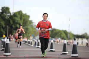 BIB: 0442
                            <button type="button" onclick="openModal(5098415)" class="btn btn-primary btn-sm float-right btn-popup" data-toggle="modal" data-target=".modal-high-quality">
                        <i class="fas fa-shopping-cart"></i> Add to Cart
                    </button>
                                            <button type="button" onclick="isThisMe(5098415, true)" class="btn btn-success btn-sm float-right btn-popup btn-isme hidden" data-toggle="tooltip" data-placement="bottom" title="นี่คือรูปของคุณใช่ไหม คลิกที่นี่เพื่อเอาเข้าอัลบั้ม">
                        <i class="fas fa-plus"></i> Add to album
                    </button>
                    <button type="button" onclick="isThisMe(5098415, false)" class="btn btn-warning btn-sm float-right btn-popup btn-isnotme hidden">
                        <i class="fas fa-ban"></i> Remove from album
                    </button>