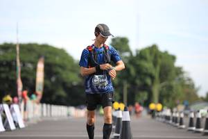 BIB: 0282
                            <button type="button" onclick="openModal(5126920)" class="btn btn-primary btn-sm float-right btn-popup" data-toggle="modal" data-target=".modal-high-quality">
                        <i class="fas fa-shopping-cart"></i> Add to Cart
                    </button>
                                            <button type="button" onclick="isThisMe(5126920, true)" class="btn btn-success btn-sm float-right btn-popup btn-isme hidden" data-toggle="tooltip" data-placement="bottom" title="นี่คือรูปของคุณใช่ไหม คลิกที่นี่เพื่อเอาเข้าอัลบั้ม">
                        <i class="fas fa-plus"></i> Add to album
                    </button>
                    <button type="button" onclick="isThisMe(5126920, false)" class="btn btn-warning btn-sm float-right btn-popup btn-isnotme hidden">
                        <i class="fas fa-ban"></i> Remove from album
                    </button>