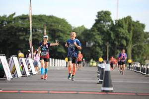 BIB: 
                            <button type="button" onclick="openModal(5102652)" class="btn btn-primary btn-sm float-right btn-popup" data-toggle="modal" data-target=".modal-high-quality">
                        <i class="fas fa-shopping-cart"></i> Add to Cart
                    </button>
                                            <button type="button" onclick="isThisMe(5102652, true)" class="btn btn-success btn-sm float-right btn-popup btn-isme hidden" data-toggle="tooltip" data-placement="bottom" title="นี่คือรูปของคุณใช่ไหม คลิกที่นี่เพื่อเอาเข้าอัลบั้ม">
                        <i class="fas fa-plus"></i> Add to album
                    </button>
                    <button type="button" onclick="isThisMe(5102652, false)" class="btn btn-warning btn-sm float-right btn-popup btn-isnotme hidden">
                        <i class="fas fa-ban"></i> Remove from album
                    </button>