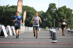 BIB: 
                            <button type="button" onclick="openModal(5121207)" class="btn btn-primary btn-sm float-right btn-popup" data-toggle="modal" data-target=".modal-high-quality">
                        <i class="fas fa-shopping-cart"></i> Add to Cart
                    </button>
                                            <button type="button" onclick="isThisMe(5121207, true)" class="btn btn-success btn-sm float-right btn-popup btn-isme hidden" data-toggle="tooltip" data-placement="bottom" title="นี่คือรูปของคุณใช่ไหม คลิกที่นี่เพื่อเอาเข้าอัลบั้ม">
                        <i class="fas fa-plus"></i> Add to album
                    </button>
                    <button type="button" onclick="isThisMe(5121207, false)" class="btn btn-warning btn-sm float-right btn-popup btn-isnotme hidden">
                        <i class="fas fa-ban"></i> Remove from album
                    </button>