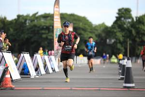 BIB: 00611
                            <button type="button" onclick="openModal(5126498)" class="btn btn-primary btn-sm float-right btn-popup" data-toggle="modal" data-target=".modal-high-quality">
                        <i class="fas fa-shopping-cart"></i> Add to Cart
                    </button>
                                            <button type="button" onclick="isThisMe(5126498, true)" class="btn btn-success btn-sm float-right btn-popup btn-isme hidden" data-toggle="tooltip" data-placement="bottom" title="นี่คือรูปของคุณใช่ไหม คลิกที่นี่เพื่อเอาเข้าอัลบั้ม">
                        <i class="fas fa-plus"></i> Add to album
                    </button>
                    <button type="button" onclick="isThisMe(5126498, false)" class="btn btn-warning btn-sm float-right btn-popup btn-isnotme hidden">
                        <i class="fas fa-ban"></i> Remove from album
                    </button>