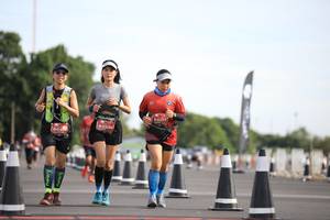 BIB: 0173, 0335
                            <button type="button" onclick="openModal(5119734)" class="btn btn-primary btn-sm float-right btn-popup" data-toggle="modal" data-target=".modal-high-quality">
                        <i class="fas fa-shopping-cart"></i> Add to Cart
                    </button>
                                            <button type="button" onclick="isThisMe(5119734, true)" class="btn btn-success btn-sm float-right btn-popup btn-isme hidden" data-toggle="tooltip" data-placement="bottom" title="นี่คือรูปของคุณใช่ไหม คลิกที่นี่เพื่อเอาเข้าอัลบั้ม">
                        <i class="fas fa-plus"></i> Add to album
                    </button>
                    <button type="button" onclick="isThisMe(5119734, false)" class="btn btn-warning btn-sm float-right btn-popup btn-isnotme hidden">
                        <i class="fas fa-ban"></i> Remove from album
                    </button>