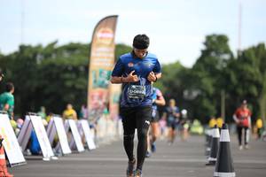 BIB: 
                            <button type="button" onclick="openModal(5125328)" class="btn btn-primary btn-sm float-right btn-popup" data-toggle="modal" data-target=".modal-high-quality">
                        <i class="fas fa-shopping-cart"></i> Add to Cart
                    </button>
                                            <button type="button" onclick="isThisMe(5125328, true)" class="btn btn-success btn-sm float-right btn-popup btn-isme hidden" data-toggle="tooltip" data-placement="bottom" title="นี่คือรูปของคุณใช่ไหม คลิกที่นี่เพื่อเอาเข้าอัลบั้ม">
                        <i class="fas fa-plus"></i> Add to album
                    </button>
                    <button type="button" onclick="isThisMe(5125328, false)" class="btn btn-warning btn-sm float-right btn-popup btn-isnotme hidden">
                        <i class="fas fa-ban"></i> Remove from album
                    </button>