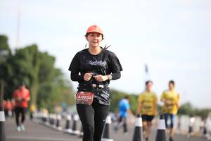 BIB: 0032
                            <button type="button" onclick="openModal(5097481)" class="btn btn-primary btn-sm float-right btn-popup" data-toggle="modal" data-target=".modal-high-quality">
                        <i class="fas fa-shopping-cart"></i> Add to Cart
                    </button>
                                            <button type="button" onclick="isThisMe(5097481, true)" class="btn btn-success btn-sm float-right btn-popup btn-isme hidden" data-toggle="tooltip" data-placement="bottom" title="นี่คือรูปของคุณใช่ไหม คลิกที่นี่เพื่อเอาเข้าอัลบั้ม">
                        <i class="fas fa-plus"></i> Add to album
                    </button>
                    <button type="button" onclick="isThisMe(5097481, false)" class="btn btn-warning btn-sm float-right btn-popup btn-isnotme hidden">
                        <i class="fas fa-ban"></i> Remove from album
                    </button>