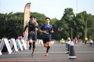 BIB: 106
                            <button type="button" onclick="openModal(5107880)" class="btn btn-primary btn-sm float-right btn-popup" data-toggle="modal" data-target=".modal-high-quality">
                        <i class="fas fa-shopping-cart"></i> Add to Cart
                    </button>
                                            <button type="button" onclick="isThisMe(5107880, true)" class="btn btn-success btn-sm float-right btn-popup btn-isme hidden" data-toggle="tooltip" data-placement="bottom" title="นี่คือรูปของคุณใช่ไหม คลิกที่นี่เพื่อเอาเข้าอัลบั้ม">
                        <i class="fas fa-plus"></i> Add to album
                    </button>
                    <button type="button" onclick="isThisMe(5107880, false)" class="btn btn-warning btn-sm float-right btn-popup btn-isnotme hidden">
                        <i class="fas fa-ban"></i> Remove from album
                    </button>