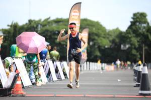 BIB: 
                            <button type="button" onclick="openModal(5136959)" class="btn btn-primary btn-sm float-right btn-popup" data-toggle="modal" data-target=".modal-high-quality">
                        <i class="fas fa-shopping-cart"></i> Add to Cart
                    </button>
                                            <button type="button" onclick="isThisMe(5136959, true)" class="btn btn-success btn-sm float-right btn-popup btn-isme hidden" data-toggle="tooltip" data-placement="bottom" title="นี่คือรูปของคุณใช่ไหม คลิกที่นี่เพื่อเอาเข้าอัลบั้ม">
                        <i class="fas fa-plus"></i> Add to album
                    </button>
                    <button type="button" onclick="isThisMe(5136959, false)" class="btn btn-warning btn-sm float-right btn-popup btn-isnotme hidden">
                        <i class="fas fa-ban"></i> Remove from album
                    </button>