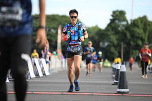 BIB: 1013
                            <button type="button" onclick="openModal(5125392)" class="btn btn-primary btn-sm float-right btn-popup" data-toggle="modal" data-target=".modal-high-quality">
                        <i class="fas fa-shopping-cart"></i> Add to Cart
                    </button>
                                            <button type="button" onclick="isThisMe(5125392, true)" class="btn btn-success btn-sm float-right btn-popup btn-isme hidden" data-toggle="tooltip" data-placement="bottom" title="นี่คือรูปของคุณใช่ไหม คลิกที่นี่เพื่อเอาเข้าอัลบั้ม">
                        <i class="fas fa-plus"></i> Add to album
                    </button>
                    <button type="button" onclick="isThisMe(5125392, false)" class="btn btn-warning btn-sm float-right btn-popup btn-isnotme hidden">
                        <i class="fas fa-ban"></i> Remove from album
                    </button>