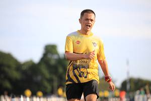 BIB: 1092
                            <button type="button" onclick="openModal(4948595)" class="btn btn-primary btn-sm float-right btn-popup" data-toggle="modal" data-target=".modal-high-quality">
                        <i class="fas fa-shopping-cart"></i> Add to Cart
                    </button>
                                            <button type="button" onclick="isThisMe(4948595, true)" class="btn btn-success btn-sm float-right btn-popup btn-isme hidden" data-toggle="tooltip" data-placement="bottom" title="นี่คือรูปของคุณใช่ไหม คลิกที่นี่เพื่อเอาเข้าอัลบั้ม">
                        <i class="fas fa-plus"></i> Add to album
                    </button>
                    <button type="button" onclick="isThisMe(4948595, false)" class="btn btn-warning btn-sm float-right btn-popup btn-isnotme hidden">
                        <i class="fas fa-ban"></i> Remove from album
                    </button>