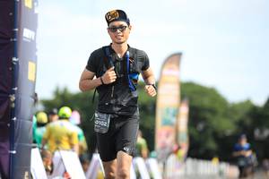 BIB: 0102
                            <button type="button" onclick="openModal(5136766)" class="btn btn-primary btn-sm float-right btn-popup" data-toggle="modal" data-target=".modal-high-quality">
                        <i class="fas fa-shopping-cart"></i> Add to Cart
                    </button>
                                            <button type="button" onclick="isThisMe(5136766, true)" class="btn btn-success btn-sm float-right btn-popup btn-isme hidden" data-toggle="tooltip" data-placement="bottom" title="นี่คือรูปของคุณใช่ไหม คลิกที่นี่เพื่อเอาเข้าอัลบั้ม">
                        <i class="fas fa-plus"></i> Add to album
                    </button>
                    <button type="button" onclick="isThisMe(5136766, false)" class="btn btn-warning btn-sm float-right btn-popup btn-isnotme hidden">
                        <i class="fas fa-ban"></i> Remove from album
                    </button>