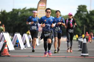 BIB: 671
                            <button type="button" onclick="openModal(5126376)" class="btn btn-primary btn-sm float-right btn-popup" data-toggle="modal" data-target=".modal-high-quality">
                        <i class="fas fa-shopping-cart"></i> Add to Cart
                    </button>
                                            <button type="button" onclick="isThisMe(5126376, true)" class="btn btn-success btn-sm float-right btn-popup btn-isme hidden" data-toggle="tooltip" data-placement="bottom" title="นี่คือรูปของคุณใช่ไหม คลิกที่นี่เพื่อเอาเข้าอัลบั้ม">
                        <i class="fas fa-plus"></i> Add to album
                    </button>
                    <button type="button" onclick="isThisMe(5126376, false)" class="btn btn-warning btn-sm float-right btn-popup btn-isnotme hidden">
                        <i class="fas fa-ban"></i> Remove from album
                    </button>