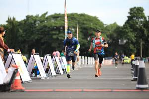 BIB: 
                            <button type="button" onclick="openModal(5127527)" class="btn btn-primary btn-sm float-right btn-popup" data-toggle="modal" data-target=".modal-high-quality">
                        <i class="fas fa-shopping-cart"></i> Add to Cart
                    </button>
                                            <button type="button" onclick="isThisMe(5127527, true)" class="btn btn-success btn-sm float-right btn-popup btn-isme hidden" data-toggle="tooltip" data-placement="bottom" title="นี่คือรูปของคุณใช่ไหม คลิกที่นี่เพื่อเอาเข้าอัลบั้ม">
                        <i class="fas fa-plus"></i> Add to album
                    </button>
                    <button type="button" onclick="isThisMe(5127527, false)" class="btn btn-warning btn-sm float-right btn-popup btn-isnotme hidden">
                        <i class="fas fa-ban"></i> Remove from album
                    </button>