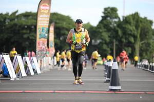 BIB: 0034
                            <button type="button" onclick="openModal(5126257)" class="btn btn-primary btn-sm float-right btn-popup" data-toggle="modal" data-target=".modal-high-quality">
                        <i class="fas fa-shopping-cart"></i> Add to Cart
                    </button>
                                            <button type="button" onclick="isThisMe(5126257, true)" class="btn btn-success btn-sm float-right btn-popup btn-isme hidden" data-toggle="tooltip" data-placement="bottom" title="นี่คือรูปของคุณใช่ไหม คลิกที่นี่เพื่อเอาเข้าอัลบั้ม">
                        <i class="fas fa-plus"></i> Add to album
                    </button>
                    <button type="button" onclick="isThisMe(5126257, false)" class="btn btn-warning btn-sm float-right btn-popup btn-isnotme hidden">
                        <i class="fas fa-ban"></i> Remove from album
                    </button>