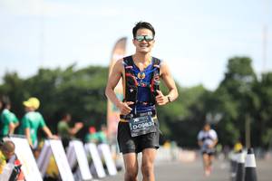 BIB: 0983
                            <button type="button" onclick="openModal(5136642)" class="btn btn-primary btn-sm float-right btn-popup" data-toggle="modal" data-target=".modal-high-quality">
                        <i class="fas fa-shopping-cart"></i> Add to Cart
                    </button>
                                            <button type="button" onclick="isThisMe(5136642, true)" class="btn btn-success btn-sm float-right btn-popup btn-isme hidden" data-toggle="tooltip" data-placement="bottom" title="นี่คือรูปของคุณใช่ไหม คลิกที่นี่เพื่อเอาเข้าอัลบั้ม">
                        <i class="fas fa-plus"></i> Add to album
                    </button>
                    <button type="button" onclick="isThisMe(5136642, false)" class="btn btn-warning btn-sm float-right btn-popup btn-isnotme hidden">
                        <i class="fas fa-ban"></i> Remove from album
                    </button>