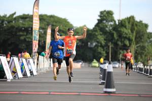 BIB: 
                            <button type="button" onclick="openModal(5104119)" class="btn btn-primary btn-sm float-right btn-popup" data-toggle="modal" data-target=".modal-high-quality">
                        <i class="fas fa-shopping-cart"></i> Add to Cart
                    </button>
                                            <button type="button" onclick="isThisMe(5104119, true)" class="btn btn-success btn-sm float-right btn-popup btn-isme hidden" data-toggle="tooltip" data-placement="bottom" title="นี่คือรูปของคุณใช่ไหม คลิกที่นี่เพื่อเอาเข้าอัลบั้ม">
                        <i class="fas fa-plus"></i> Add to album
                    </button>
                    <button type="button" onclick="isThisMe(5104119, false)" class="btn btn-warning btn-sm float-right btn-popup btn-isnotme hidden">
                        <i class="fas fa-ban"></i> Remove from album
                    </button>