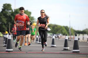 BIB: 0137, 0336
                            <button type="button" onclick="openModal(5106471)" class="btn btn-primary btn-sm float-right btn-popup" data-toggle="modal" data-target=".modal-high-quality">
                        <i class="fas fa-shopping-cart"></i> Add to Cart
                    </button>
                                            <button type="button" onclick="isThisMe(5106471, true)" class="btn btn-success btn-sm float-right btn-popup btn-isme hidden" data-toggle="tooltip" data-placement="bottom" title="นี่คือรูปของคุณใช่ไหม คลิกที่นี่เพื่อเอาเข้าอัลบั้ม">
                        <i class="fas fa-plus"></i> Add to album
                    </button>
                    <button type="button" onclick="isThisMe(5106471, false)" class="btn btn-warning btn-sm float-right btn-popup btn-isnotme hidden">
                        <i class="fas fa-ban"></i> Remove from album
                    </button>