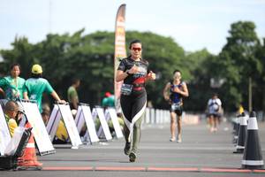 BIB: 2313, 896
                            <button type="button" onclick="openModal(5136624)" class="btn btn-primary btn-sm float-right btn-popup" data-toggle="modal" data-target=".modal-high-quality">
                        <i class="fas fa-shopping-cart"></i> Add to Cart
                    </button>
                                            <button type="button" onclick="isThisMe(5136624, true)" class="btn btn-success btn-sm float-right btn-popup btn-isme hidden" data-toggle="tooltip" data-placement="bottom" title="นี่คือรูปของคุณใช่ไหม คลิกที่นี่เพื่อเอาเข้าอัลบั้ม">
                        <i class="fas fa-plus"></i> Add to album
                    </button>
                    <button type="button" onclick="isThisMe(5136624, false)" class="btn btn-warning btn-sm float-right btn-popup btn-isnotme hidden">
                        <i class="fas fa-ban"></i> Remove from album
                    </button>